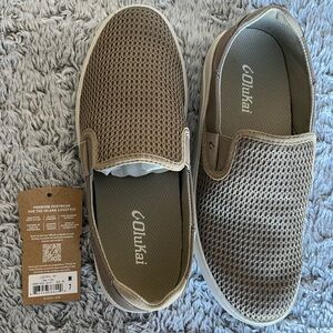 Mens Size 7 Olukai Slip On Shoe in Clay